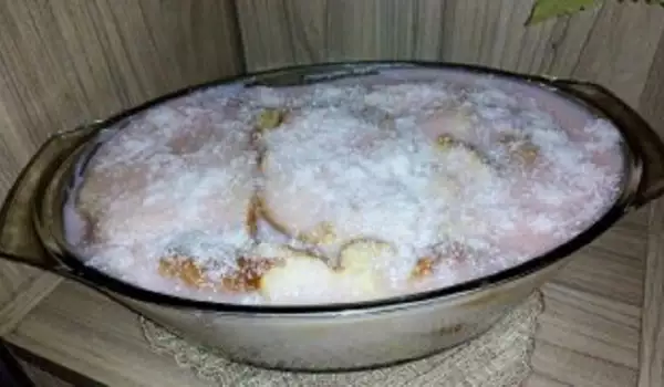 Козуначена торта с кокосови стърготини