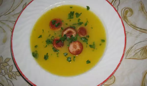 Крем супа с кренвирши