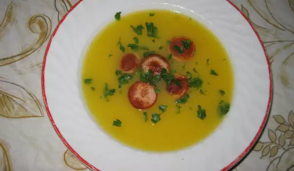 Крем супа с кренвирши