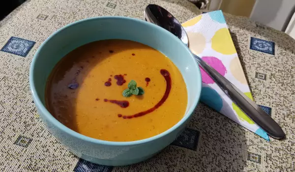 Страхотна крем супа от червена леща