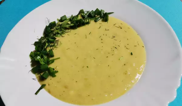 Лятна картофена крем супа