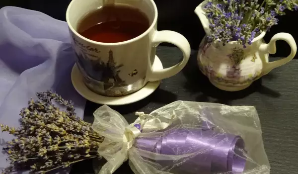 Успокояващ чай от лавандула