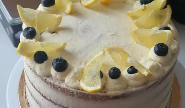 Лимоново-боровинкова торта с глазура