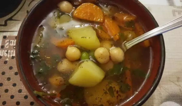 Лесна супа с нахут