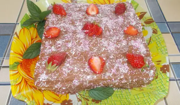 Лесна торта с ягодов крем и шоколад