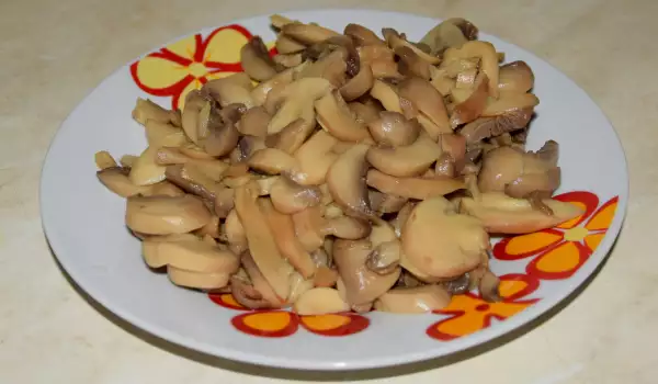 Лесни мариновани печурки