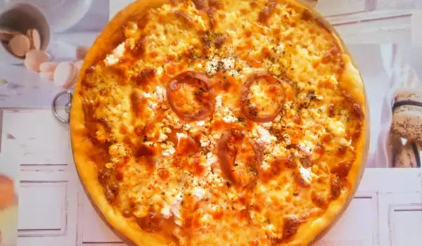 Лимецова пица с четири сирена