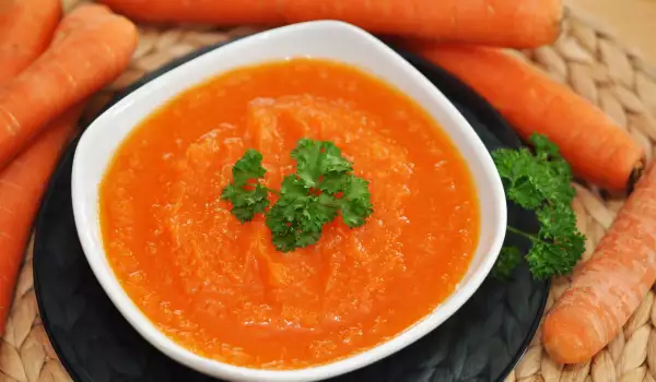 Студена кремсупа от моркови