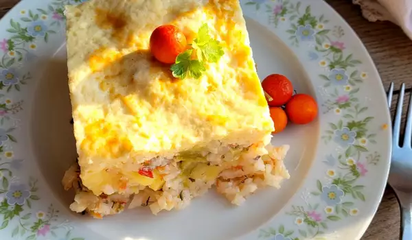 Мусака с тиквички, картофи и ориз