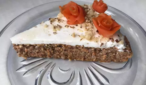 Нисковъглехидратна морковена торта