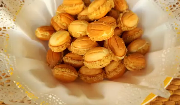 Сладките орехчета от едно време