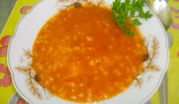 Ориз с доматено-пиперен сос