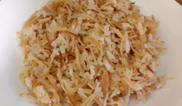 Източен ориз с фиде