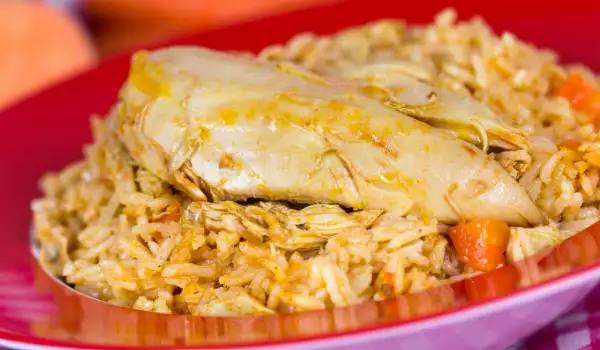 Пилешко филе с ориз и зеленчуци