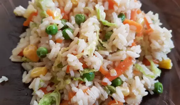 Веган ориз със зеленчуци