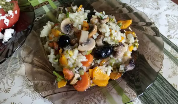 Ориз с маслини, гъби и зеленчуци
