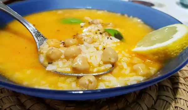 Икономична оризова супа с нахут