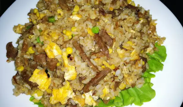 Ориз с телешко по китайски