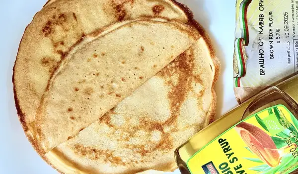 Палачинки с кафяв ориз и сироп агаве