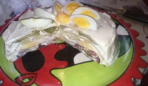 Палачинкова торта с яйца и колбас