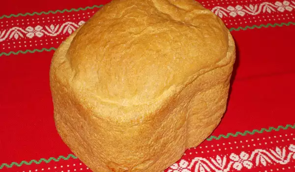 Пълнозърнесто хлебче в хлебопекарна