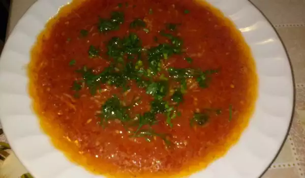 Пържен доматен сос с чесън