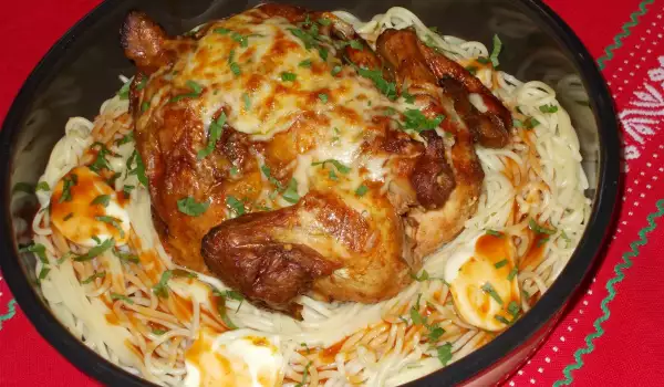 Печено пиле в гнездо от спагети
