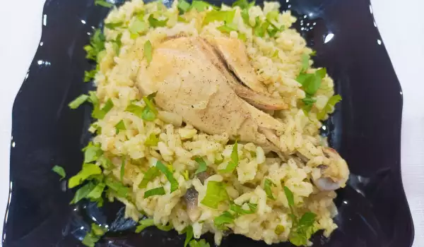 Пиле с ориз и гъби на фурна
