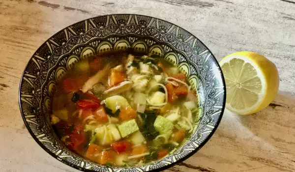 Пилешка супа с много зеленчуци