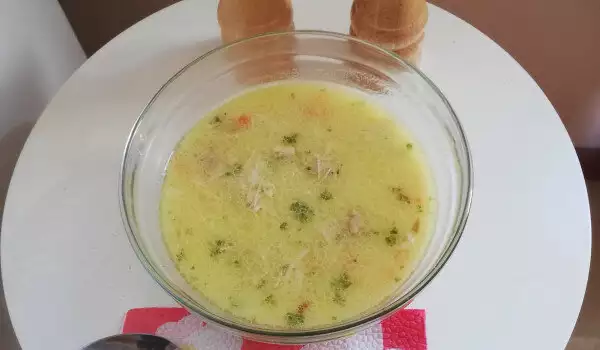 Витаминозна супа от домашно пиле
