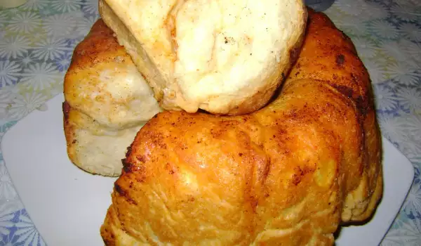 Питка в кексова форма с кашкавал и сирене