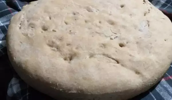 Плоска питка с пълнозърнесто и бяло брашно