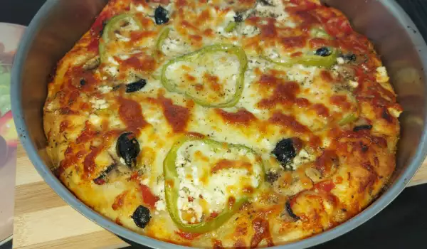 Пица Вегетариана със сирене и чушки