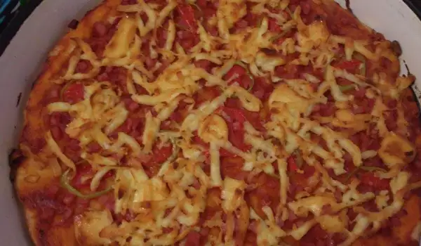 Бърза пица с домати и чушки
