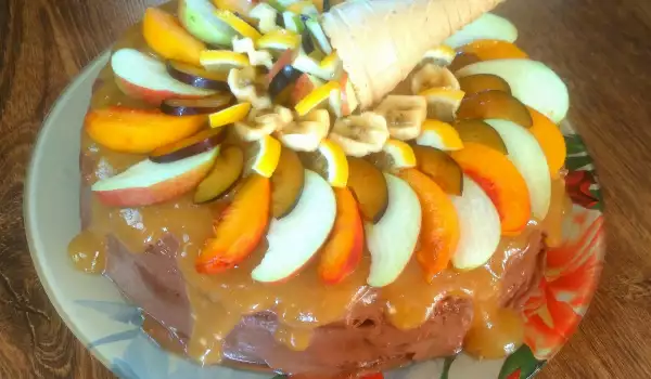 Плодова торта с прасковена глазура