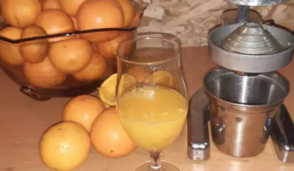 Портокалов сок в бутилки