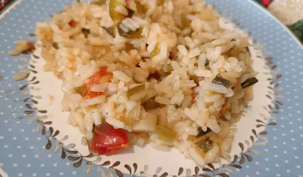 Ориз с пресен чесън и чери домати