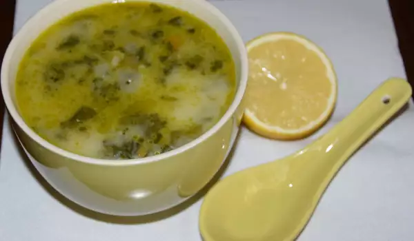 Постна спаначена супа
