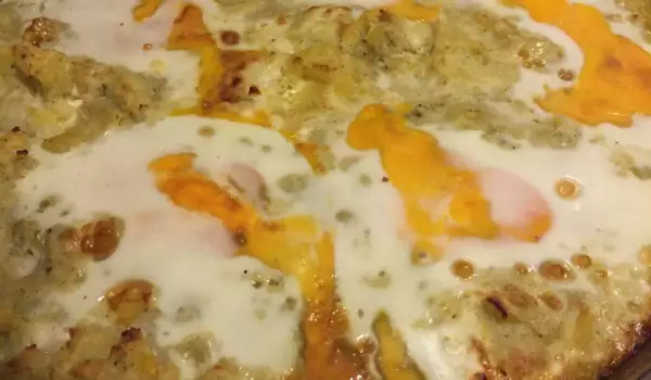 Картофи с яйца и чубрица на фурна