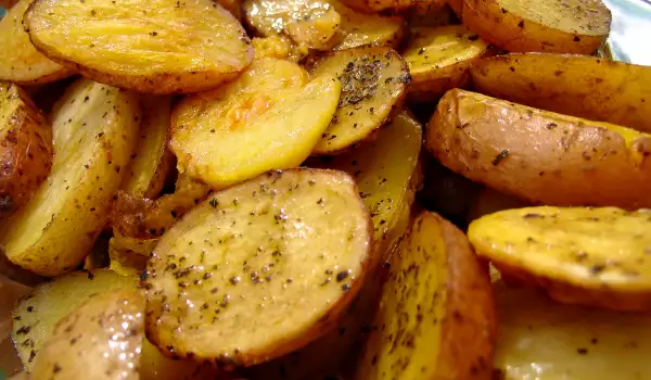 Картофи с горчица и подправки