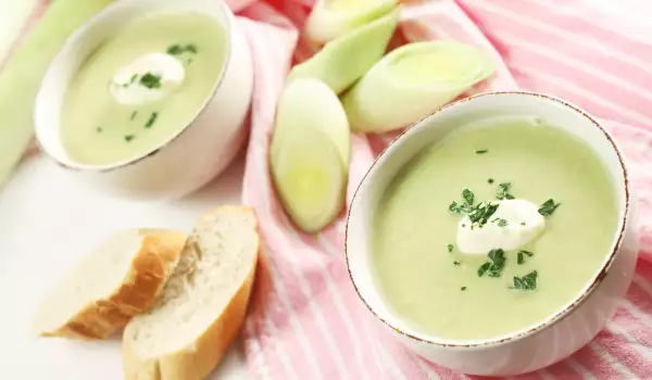 Френска супа с картофи и праз