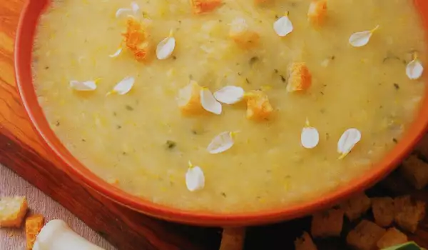 Супа от ядливи цветя