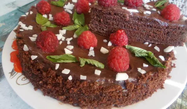 Шоколадова торта с малини с блатове на тиган