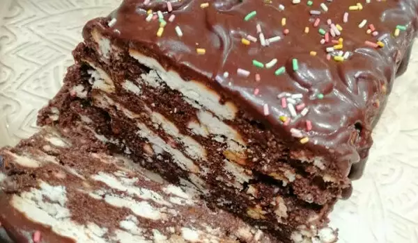 Шоколадово-бисквитен десерт