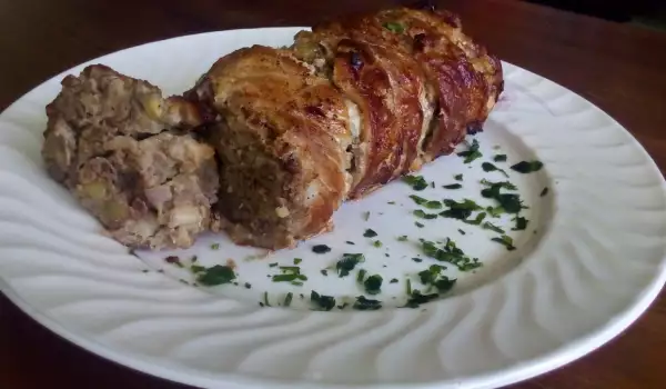 Свински пържоли на фурна с пълнеж от домашна кайма