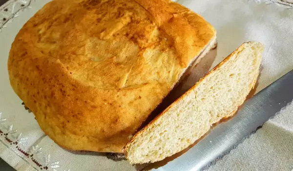 Селски хляб със содена коричка