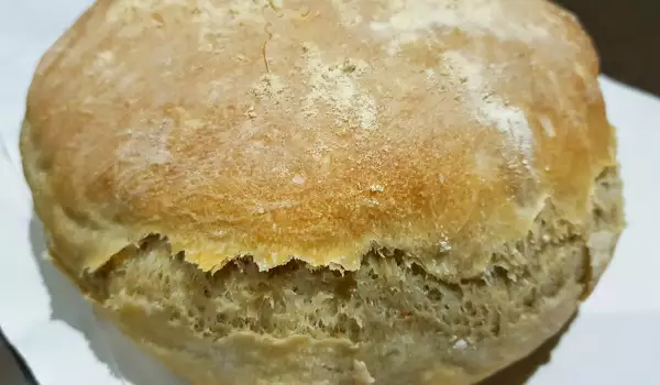 Кръгъл селски хляб