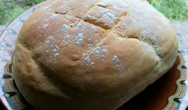 Пухкав селски хляб със суха мая