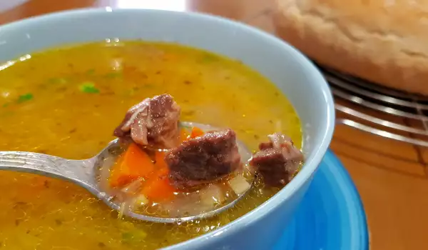 Традиционна сръбска телешка супа