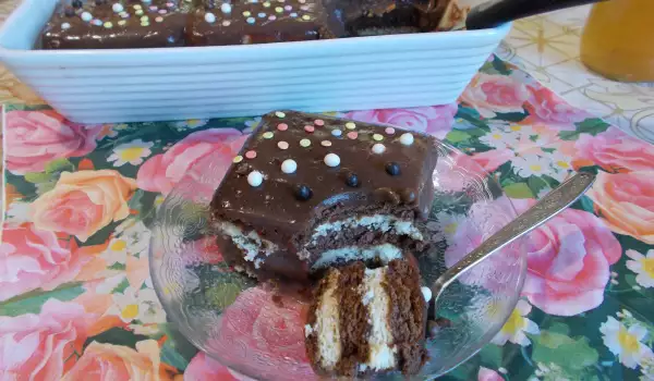 Шоколадова бисквитена торта Шахмат